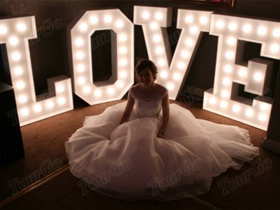 love-light-bulb-letters