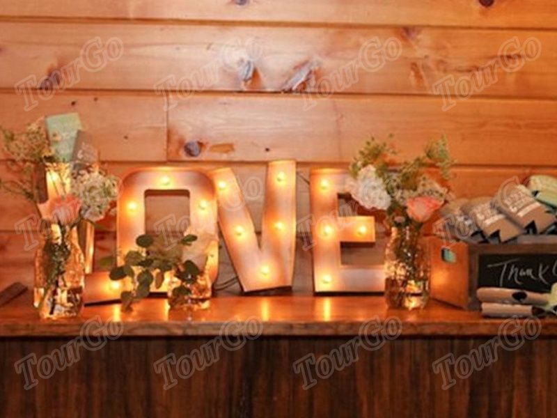 marquee-light-up-letter