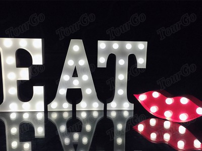 metal-light-up-letters