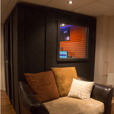 https://www.tourgosolution.com/?p=95177 Mobile Podcast Isolation Room Quiet Studio Pods Soundproof Drum Booth