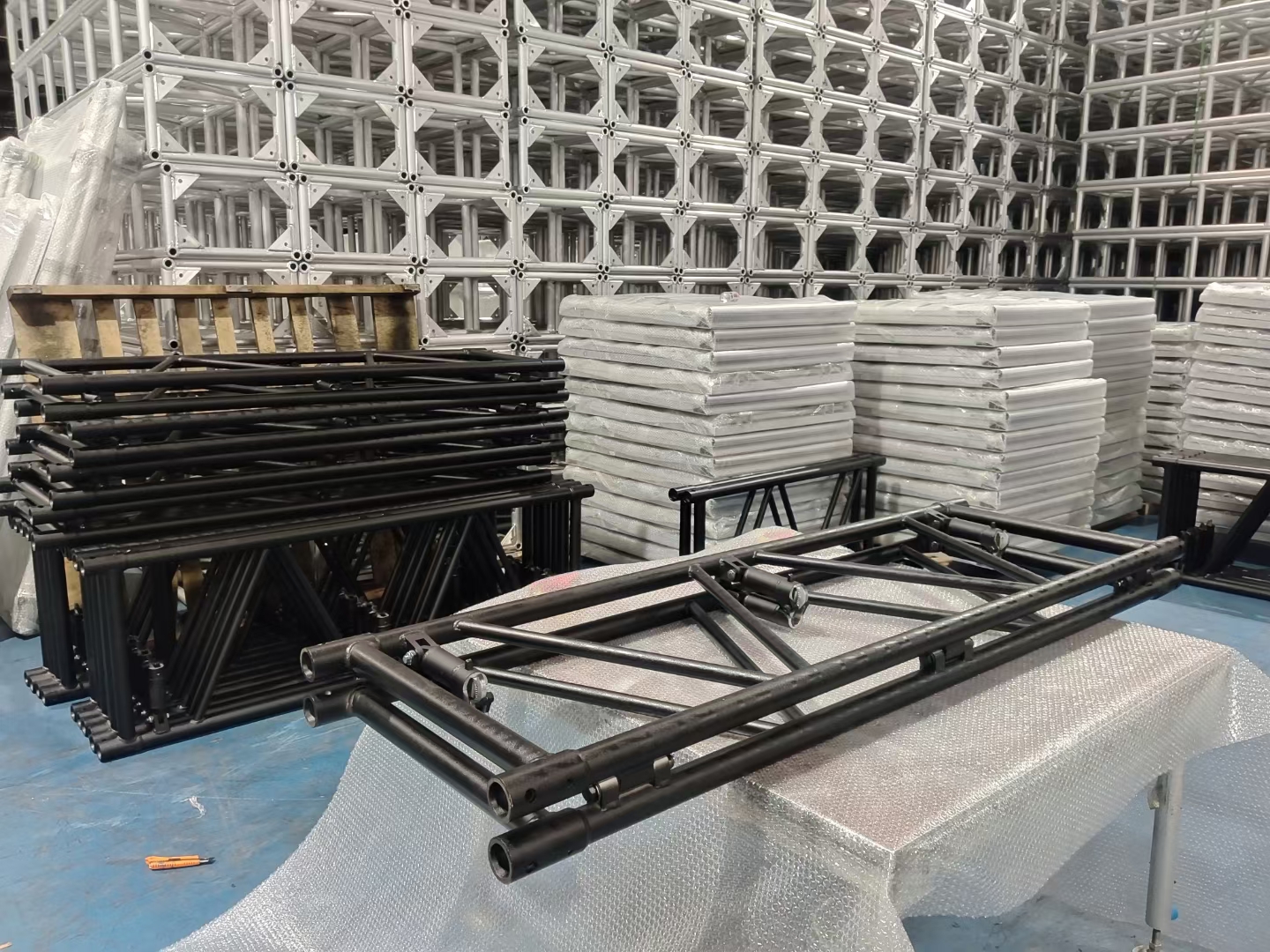 triangle truss