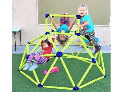 Monkey Bars Climbing Tower