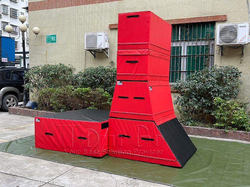 indoor playground parkour soft foam free running gymnastics ninja obstacles slanted steps octa-platforms vert wall landing mat