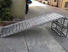 Folding Aluminum Loading Roll Up Ramp