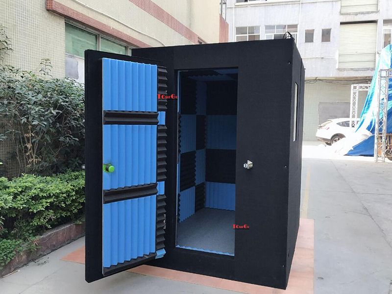 Black Soundproof Recording Booth With Inside Acoustic Foams