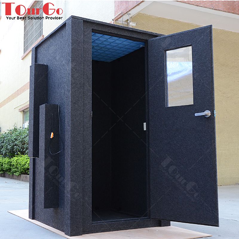 sound booth2