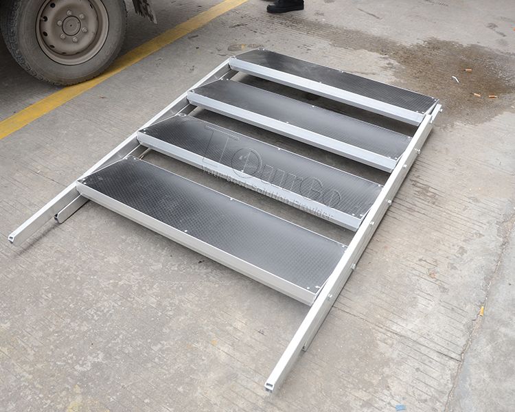https://www.tourgosolution.com/portable-stage
