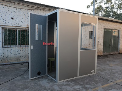 translation booth-3