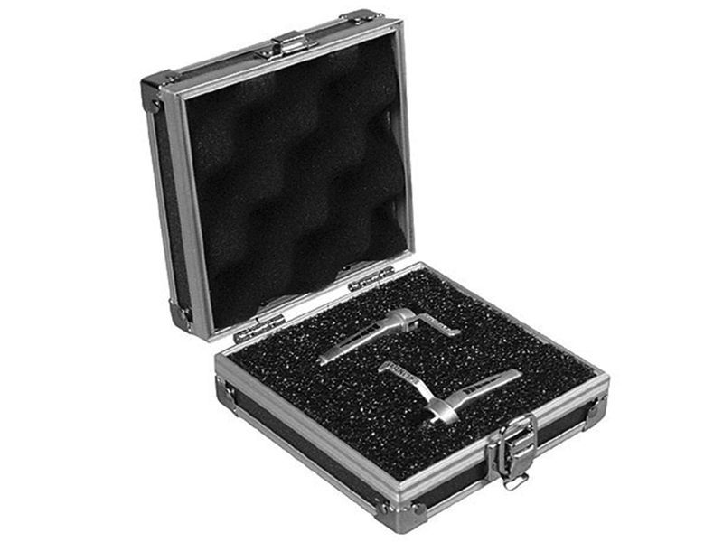 Turntable cartridge case