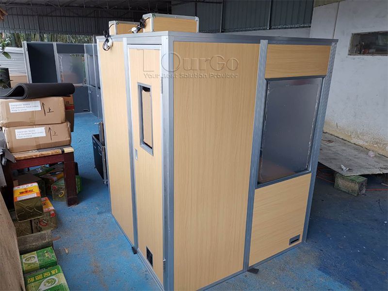 wood-interpreter-booth-1