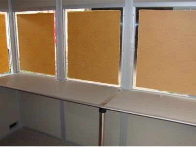 working table for 3 person tranalation booths
