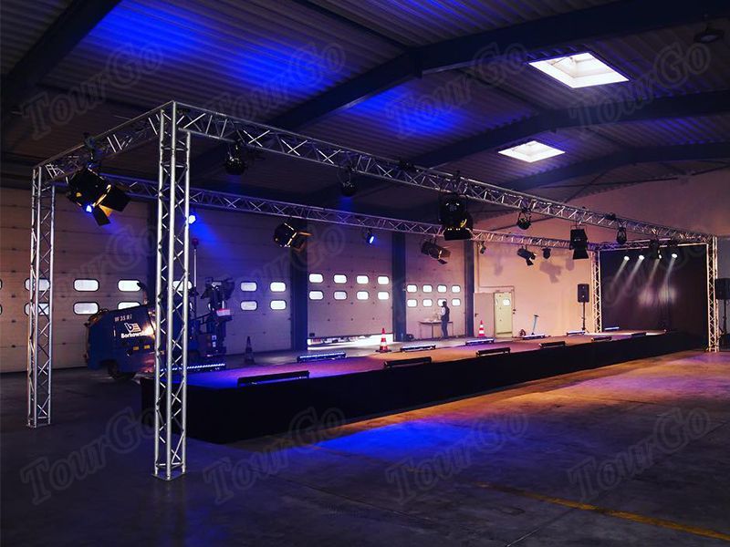 TourGo Fashion Show Catwalk / Runway Truss for Stage Lights