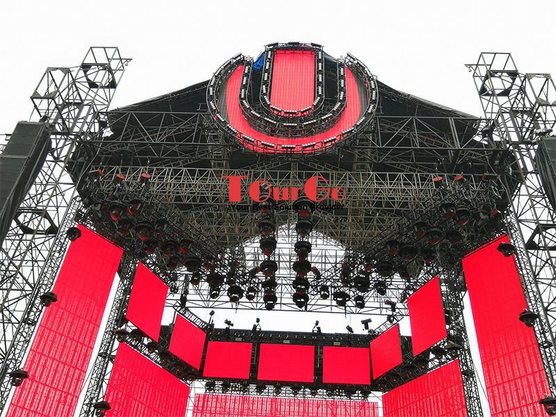 TourGo Outdoor Portable Music Festival Stage with Roof Truss System for Concert