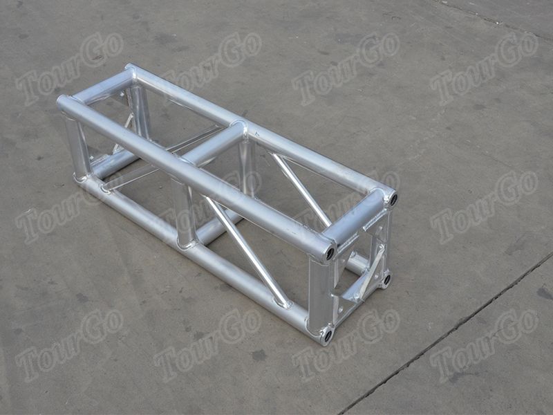 Bolt-Truss-300x300mm
