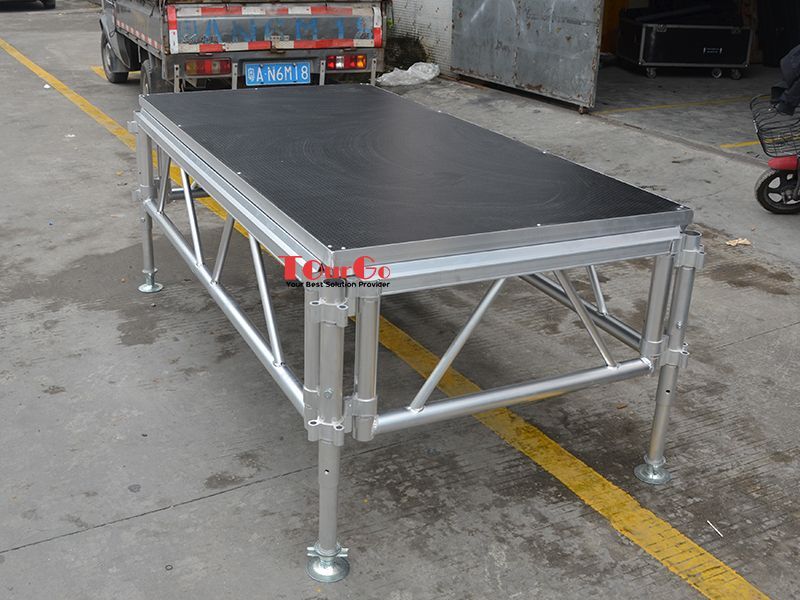 aluminum stage