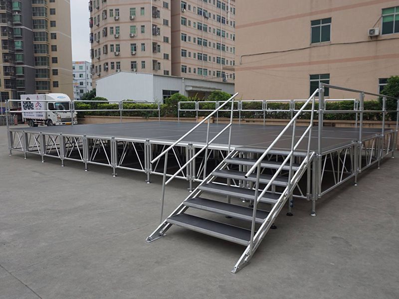 portable stage