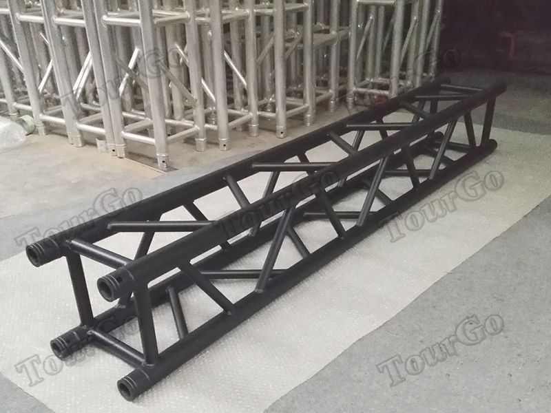 black-truss