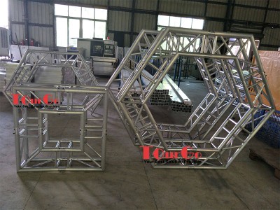 TourGo Aluminum Hexagon Truss for Stage Display