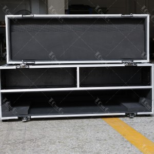 Allen & Heath SQ7 mixer flight case