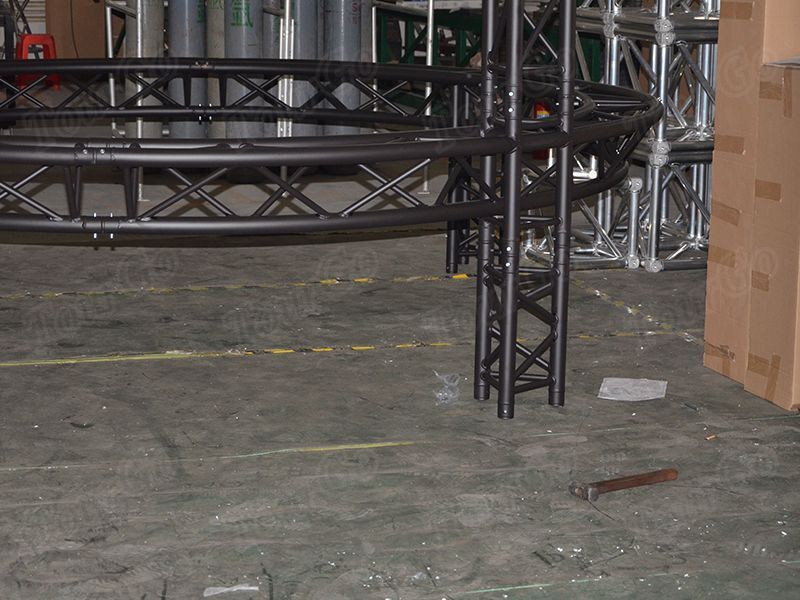 Lighting-Truss