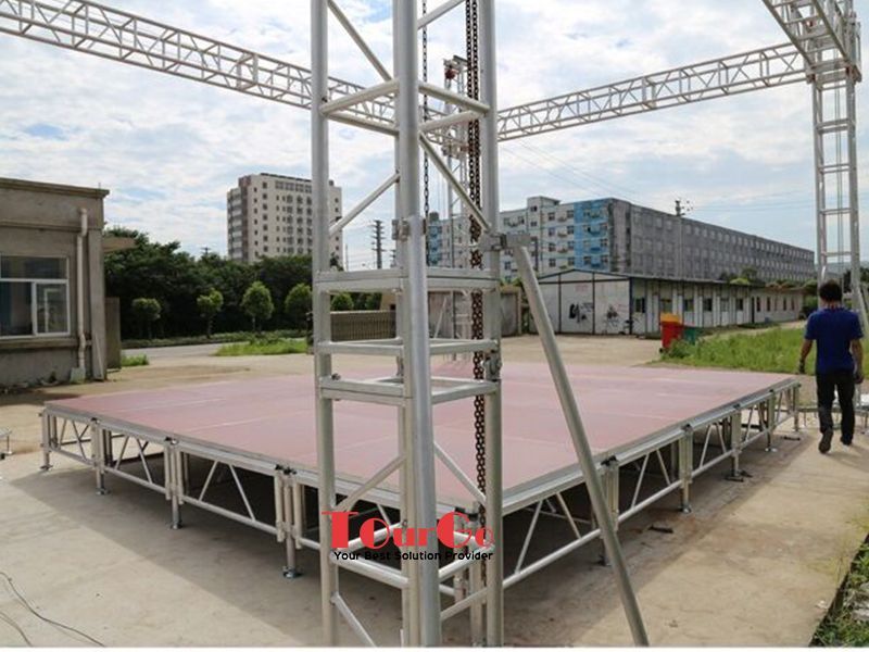 aluminum stage