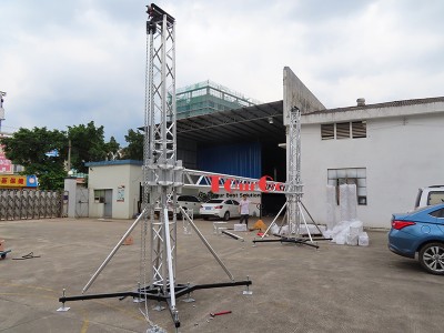 led-screen-truss