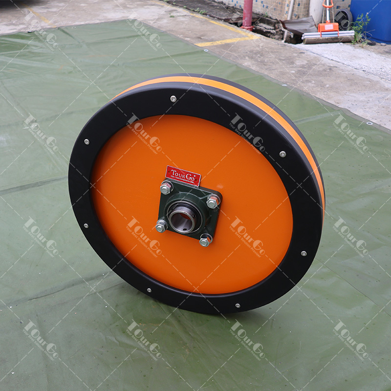 American indoor gym ninja warrior obstacle fly wheels