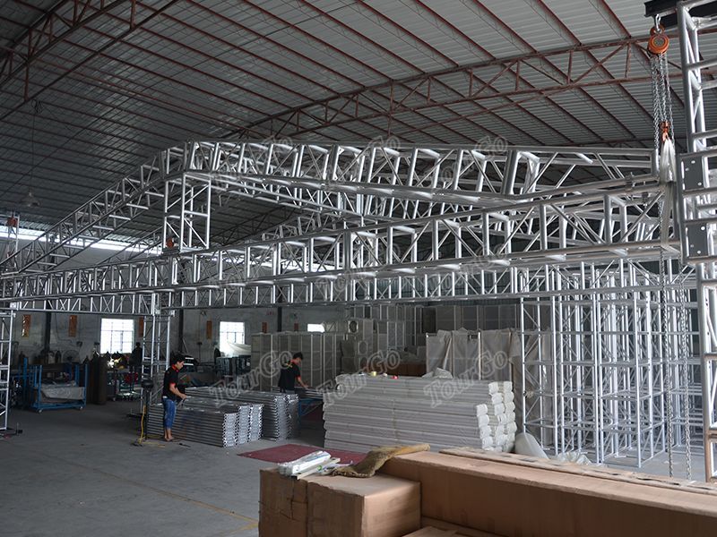 Stage-Lighting-Truss