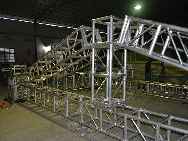Stage-Roof-Truss