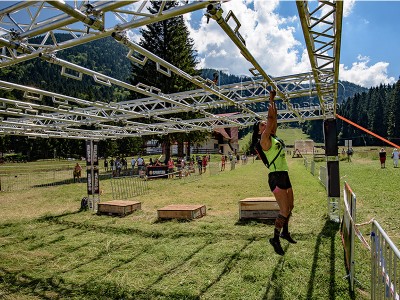 Spartan Race Obstacles Challenge TWISTER