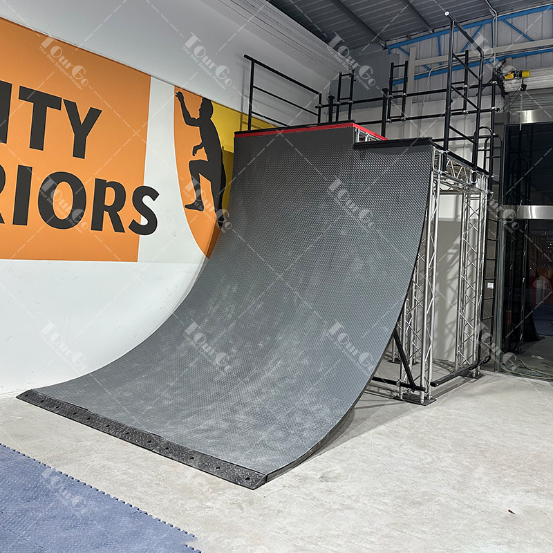 2028 LA Summer Sport Games Modern Pentathlon Course UIPM Obstacles Finish Warped Wall for Ninja Warrior